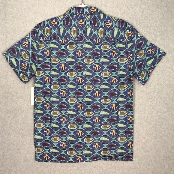 Trunks Surf Swim Co Shirt Mens Small Blue Button Beach Fish Waikiki‎ NWT $78 - Picture 8 of 10